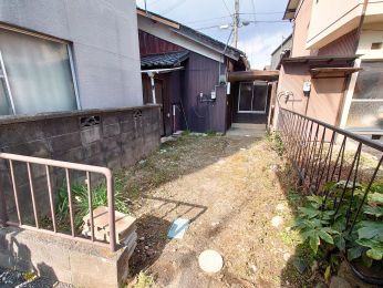 ���Ɍ����̎s���쒬�x�i�̌ˌ����݂̌��n�O�ώʐ^