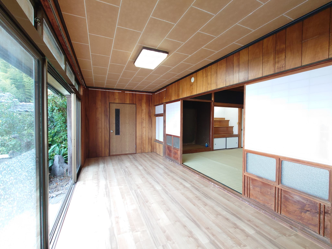 ���Ɍ������s�a�򒬂̌ˌ����݂̂��̑�����