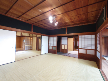 ���Ɍ������s�a�򒬂̌ˌ����݂̂��̑�����