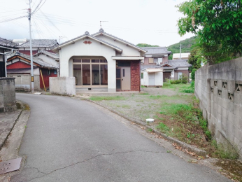 ���Ɍ����̎s�K���������̌ˌ����݂̌��n�O�ώʐ^