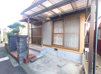 ���Ɍ��P�H�s�Ԋ���l�c�̌ˌ����݂̌��n�O�ώʐ^