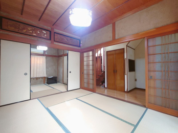 ���Ɍ��P�H�s�Ԋ���l�c�̌ˌ����݂̂��̑�����