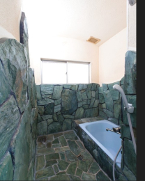 ���Ɍ����̎s���쒬�哹�̌ˌ����݂̗���