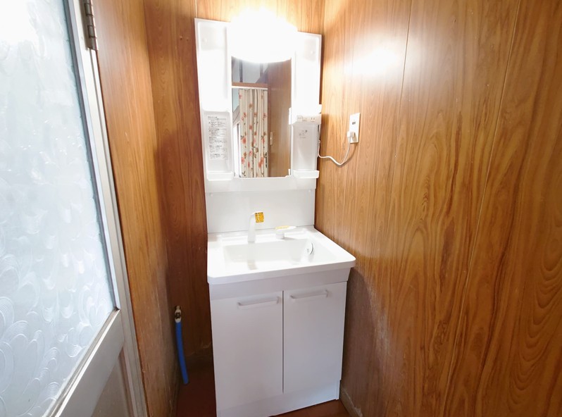 ���Ɍ��_��S���蒬�R��̌ˌ����݂̐��ʑ�E���ʏ�