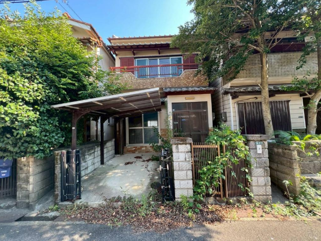 ���{�ݘa�c�s����1���ڂ̌ˌ����݂̌��n�O�ώʐ^