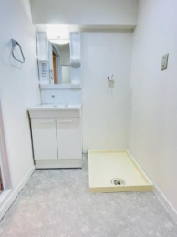 {s铌撆1ڂ̓}V̐ʑEʏ