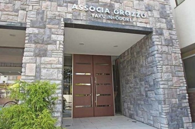 �����������s������x��3���ڂ̓����}���V�����̌��n�O�ώʐ^