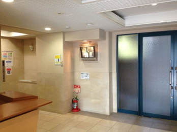 �����������s��������[���̓����}���V�����̃G���g�����X