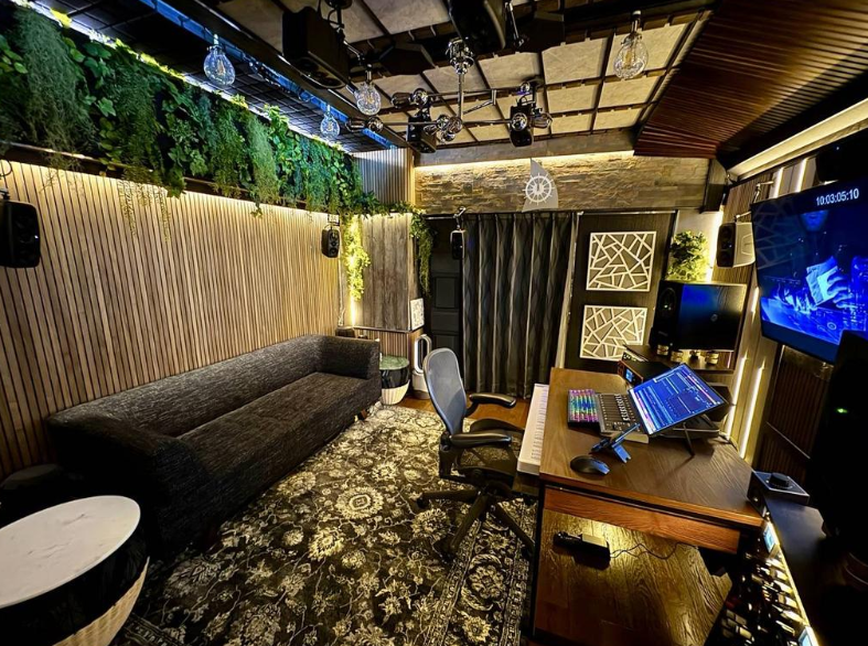 {s搼{1̓}ṼrOȊŐ